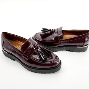 Franco Sarto Womens Carolynn Loafer Slip on Shoe Size 5 in Burgandy Color. NWOT!